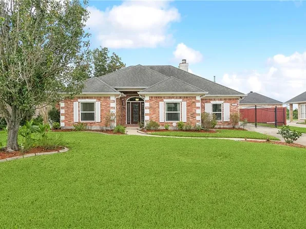 3421 Lake Lynn Dr, Gretna, LA 70056