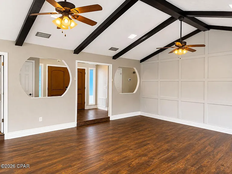3015 Longwood Cir — Photo 3