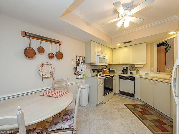 5th image of 592 Beachwalk Cir APT 103