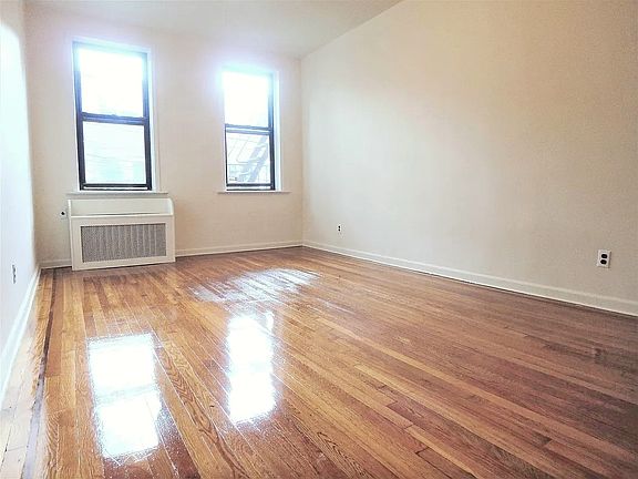 5th image of 30-83 29th St #4B