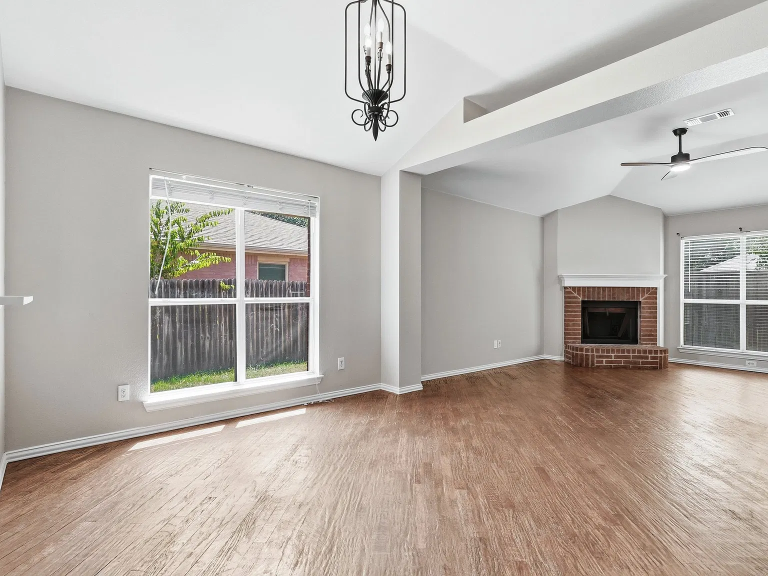 1012 Waterview Drive - 1 — Photo 4
