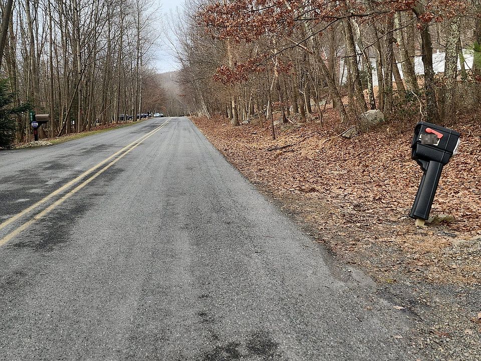 888 Lower Mountain Dr Effort PA Zillow