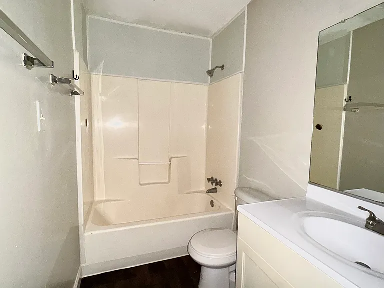 2442 Winston Way — Photo 16