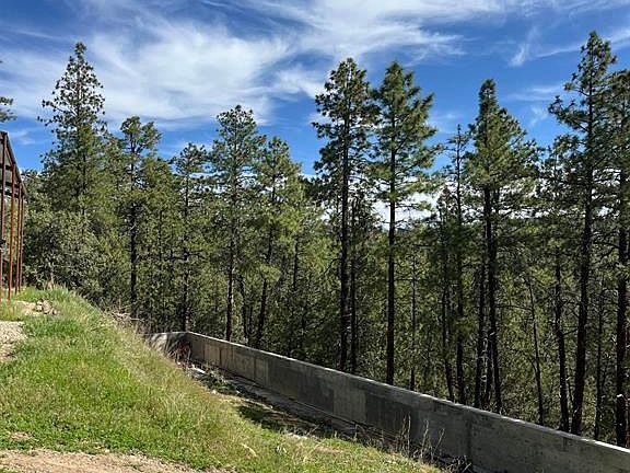 2nd image of 2444 Crooked Road