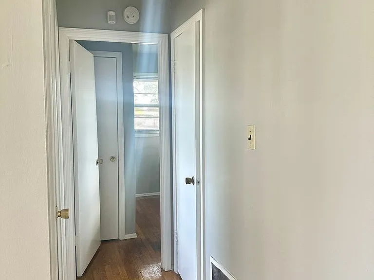 5407 Stokes Ln — Photo 9