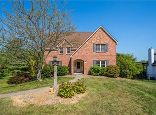 2439 Dogwood Dr, Wexford, PA 15090