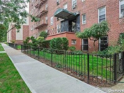 125-16 83 Drive #E, Kew Gardens, NY, 11415