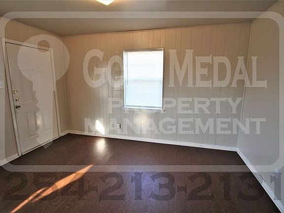 3rd image of 801 Pecan Cir