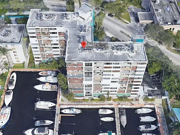 1700 N River Dr #1009 — Photo 14