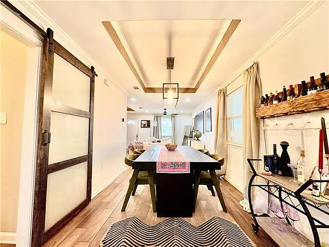 5925 Pauline Dr — Photo 4