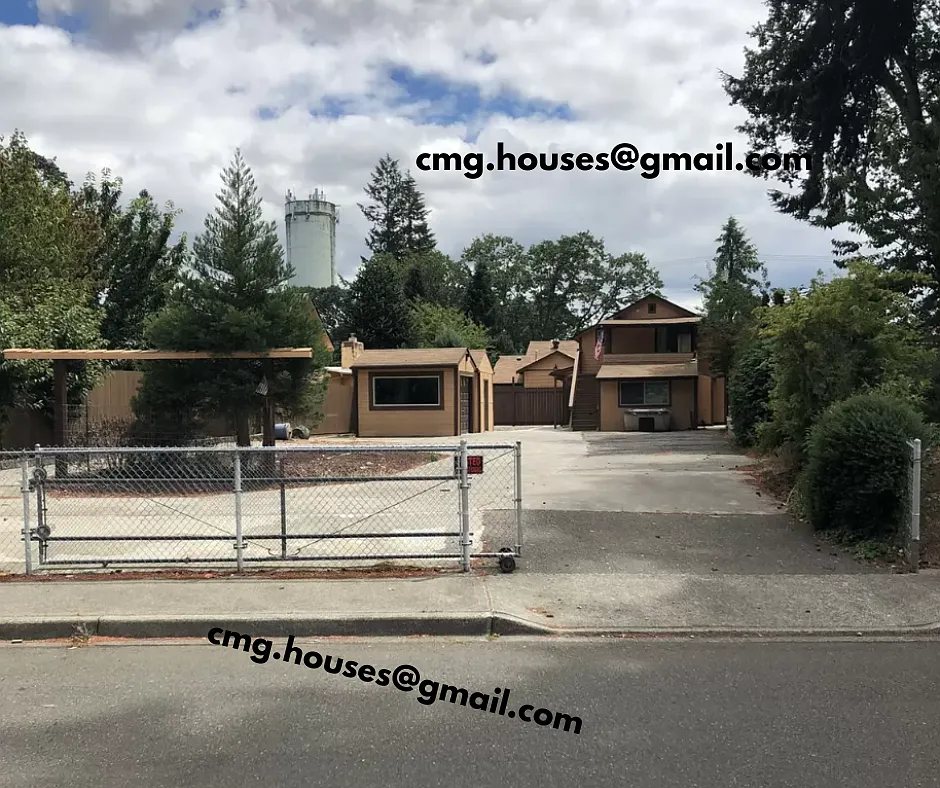 14602 Portland Avenue Southwest, Unit B — Photo 1