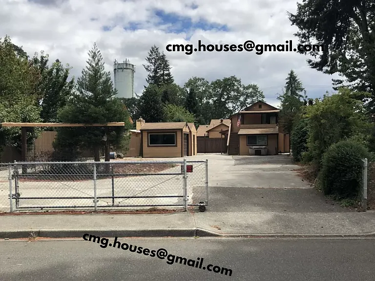 14602 Portland Ave SW #B — Photo 1