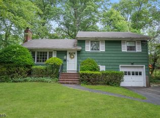 25 Sunset Ter, Wayne, NJ 07470