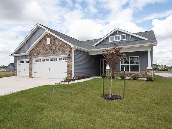 3rd image of 66 Hayloft Dr