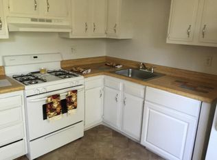40 Hopewell Ln #B, Sicklerville, NJ 08081