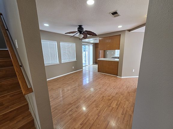 3rd image of 6731 Wrangler Rd