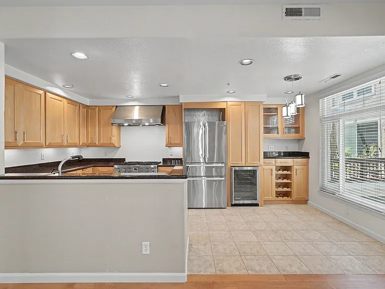 437 Camille Cir #1-11 — Photo 4