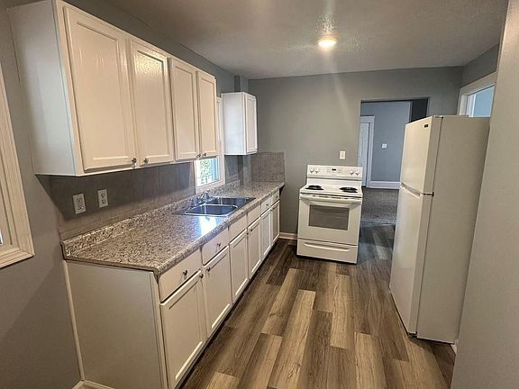 3rd image of 1407 7th St NW