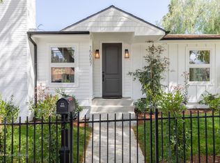 15057 Greenleaf St, Sherman Oaks, CA 91403