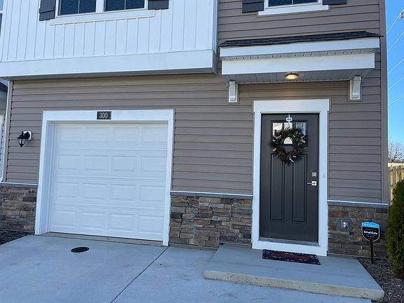 4th image of 300 Red Currant Way