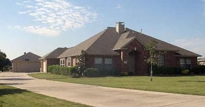 1st image of 106 Island Cir