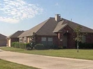 106 Island Cir, Shady Shores, TX 76208