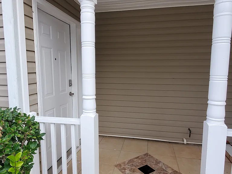 6540 Wellington Chase Ct — Photo 7