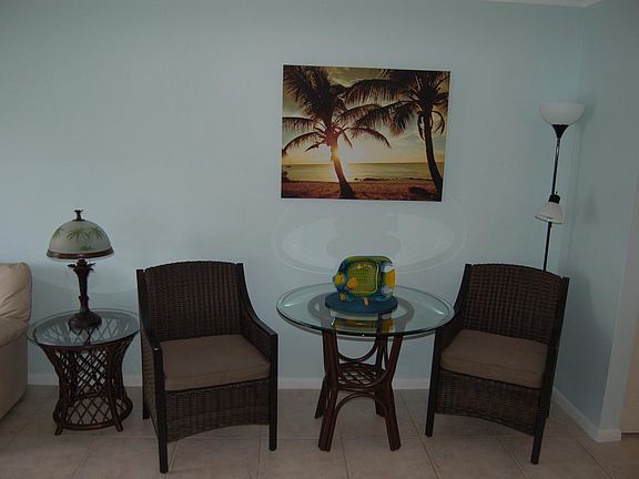 4th image of 2875 Palm Beach Blvd #408
