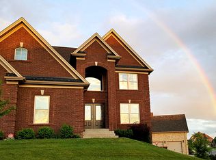 18718 Willington Cir, Louisville, KY 40245