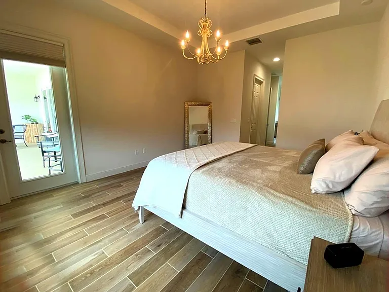 1719 SW Bradway Ln — Photo 13