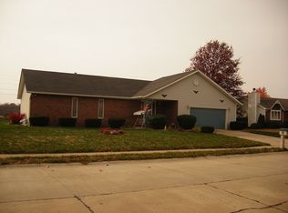 1355 Chancellor Dr, Edwardsville, IL 62025