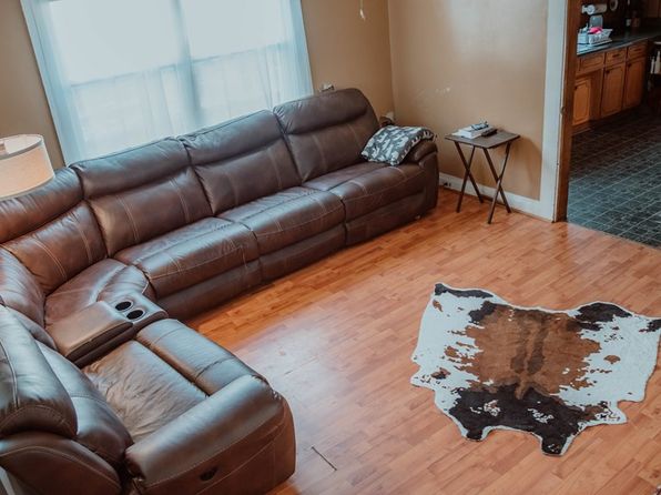 23 Dairy St, Ware Shoals, SC 29692