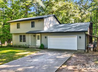 8756 Westwood Ln, Montague, MI 49437