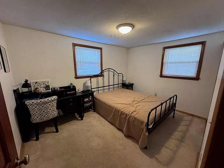 1 Cayuga Dr — Photo 21