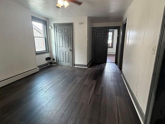 3rd image of 37 Delano St #1/2