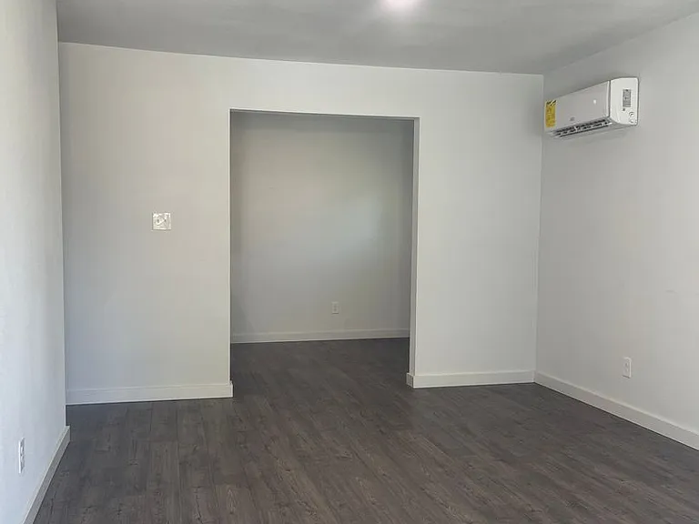 2964 Lanning Ave #2966 — Photo 3