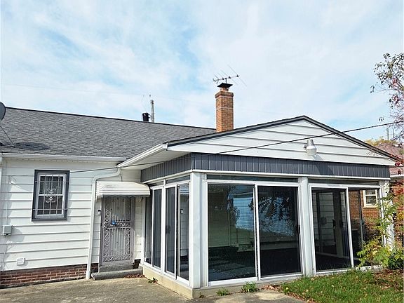 3rd image of 4153 E 186th St