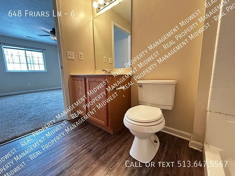648 Friars Ln #6 — Photo 8