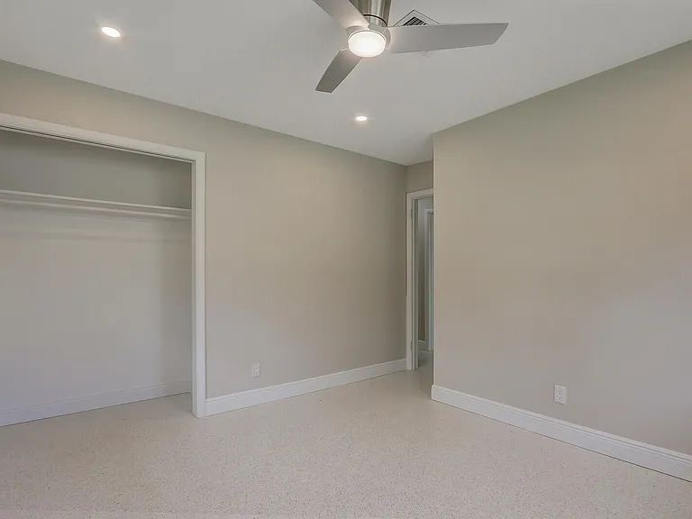732 Pelican Way — Photo 25