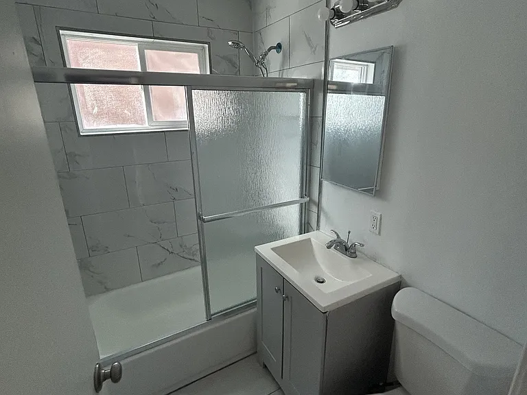 495 E William St — Photo 2