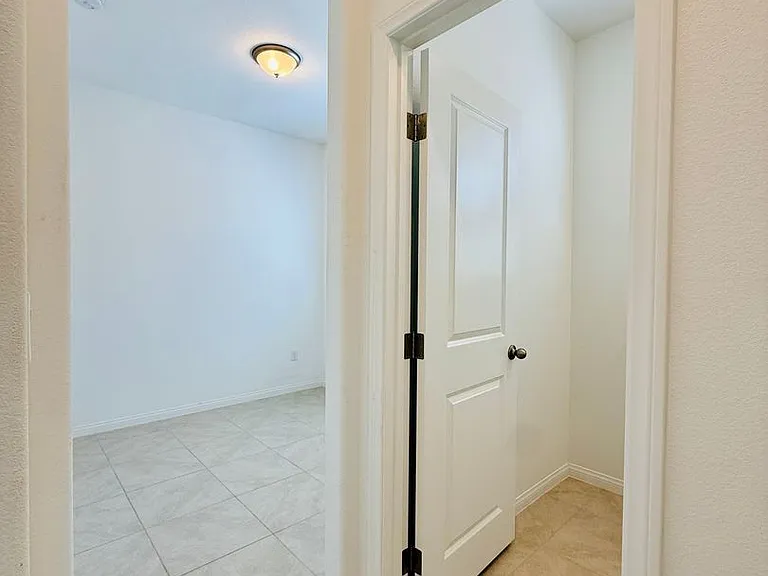 398 Moonlight Opera Ct — Photo 9