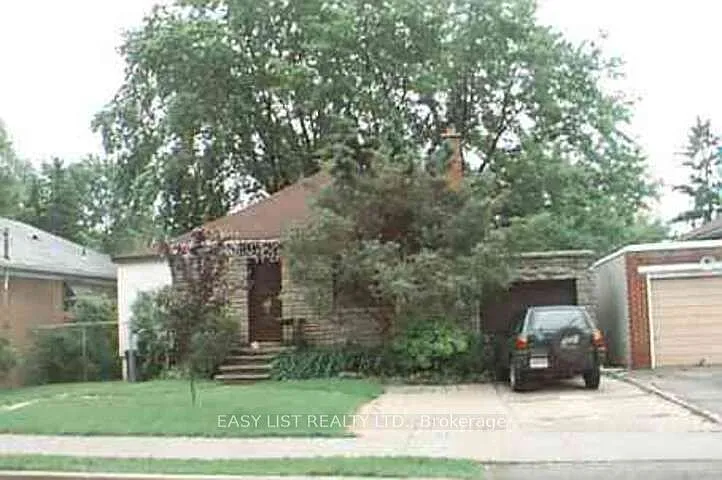21 Patricia Ave — Photo 12
