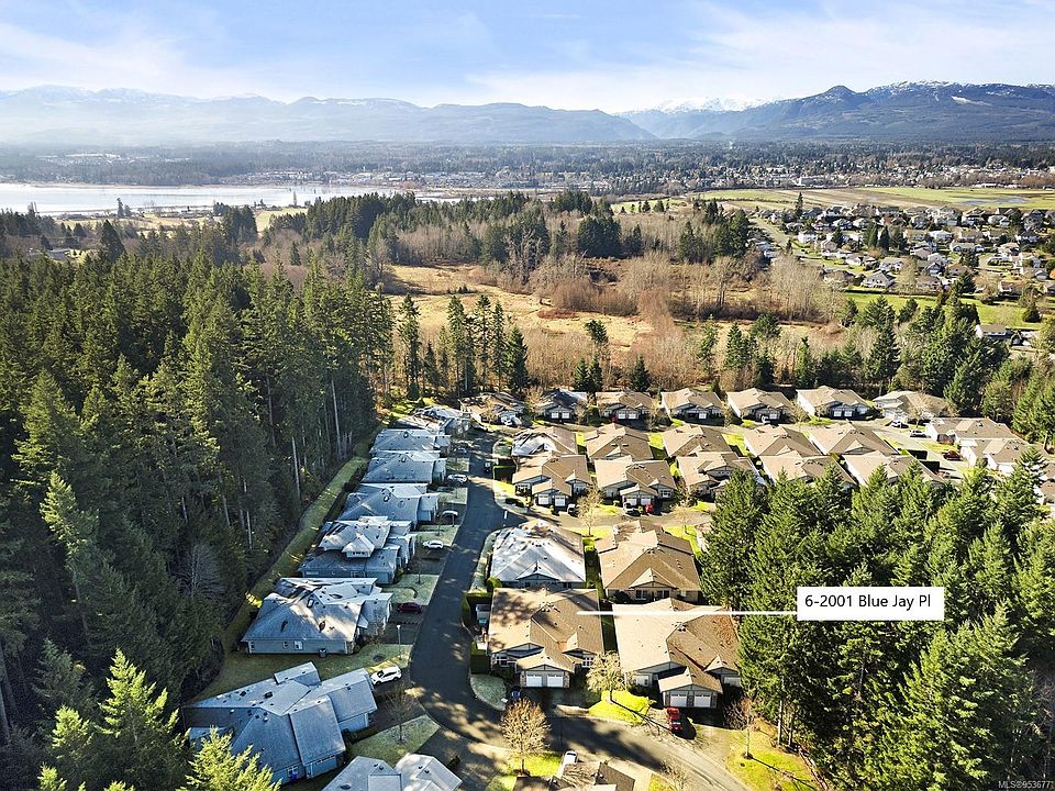 2001 Blue Jay Pl 6, Courtenay, BC V9N 4A8 MLS 953677 Zillow