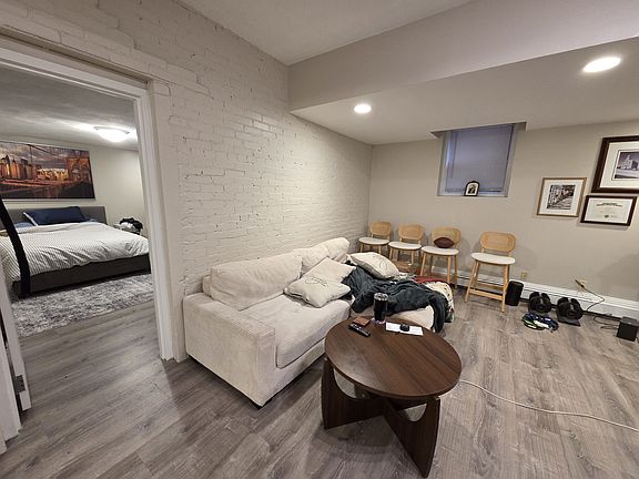 4th image of 12 Wendell St APT 1