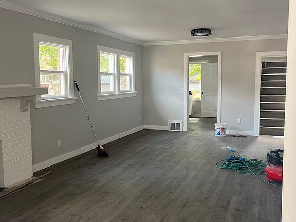 2nd image of 1206 E McClure Ave