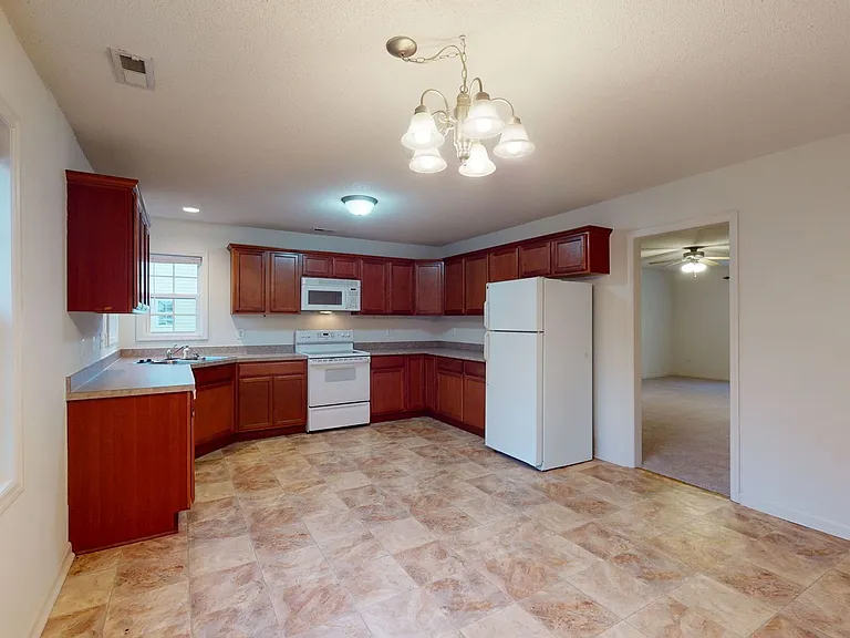 252 Smallwood Rd — Photo 13