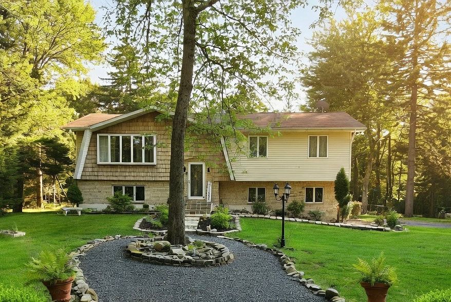 1st image of 631 Patriot Ln