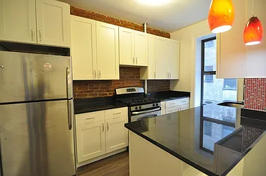 Rented by EXR Somerset LLC