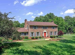 700 Ivy Farm Dr, Charlottesville, VA 22901