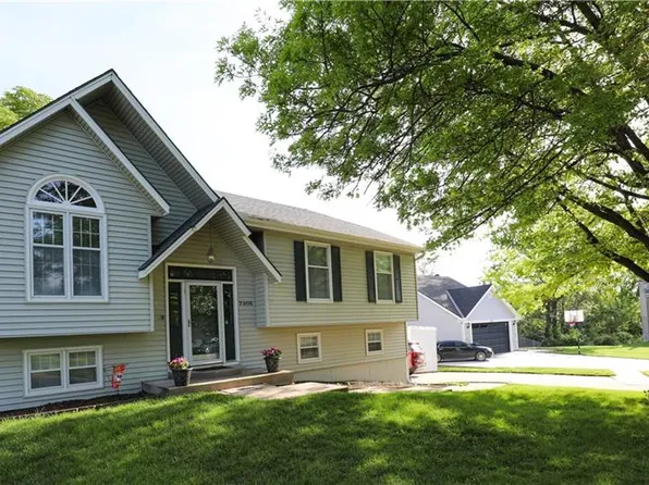 7305 Chaddy Cir, Pleasant Valley, MO 64068